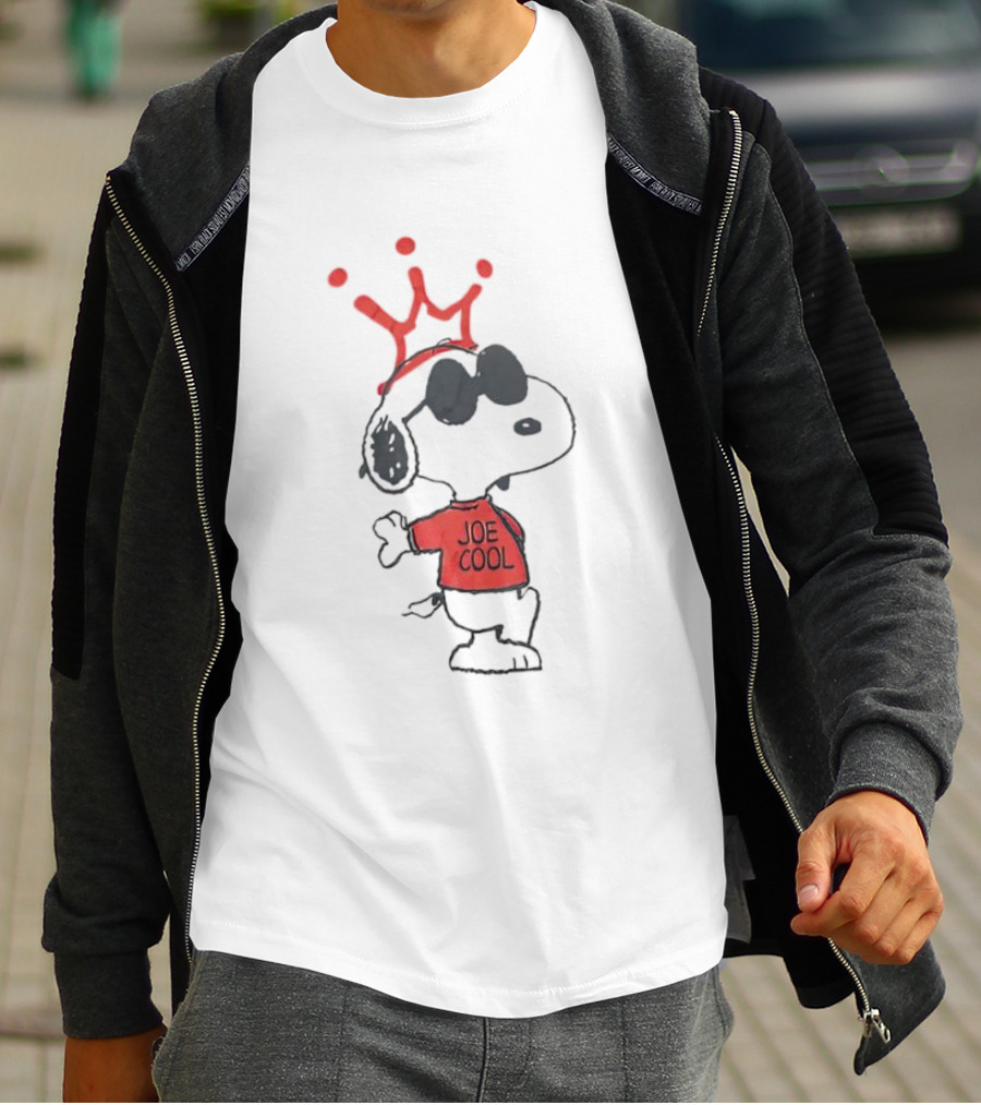 Peanuts Snoopy Joe Cool With Crown Iconic T-Shirt