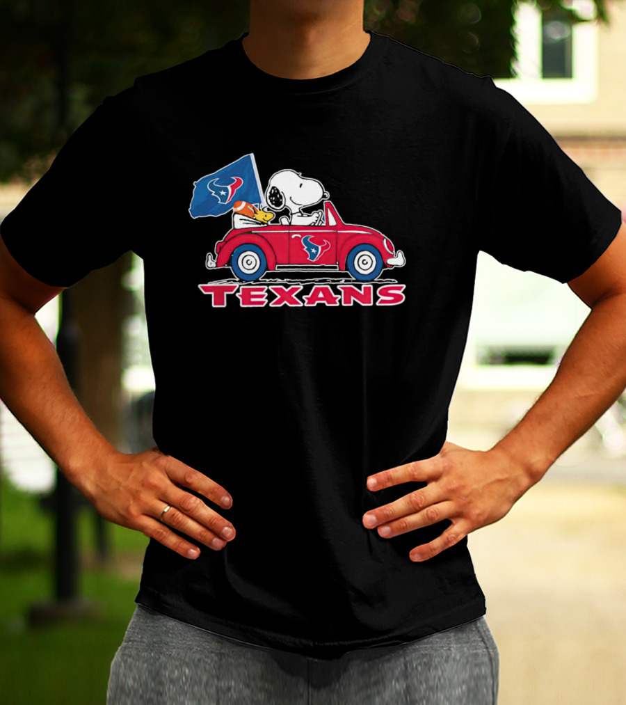 Snoopy And Woodstock Driving Car Texans Flag T-Shirt