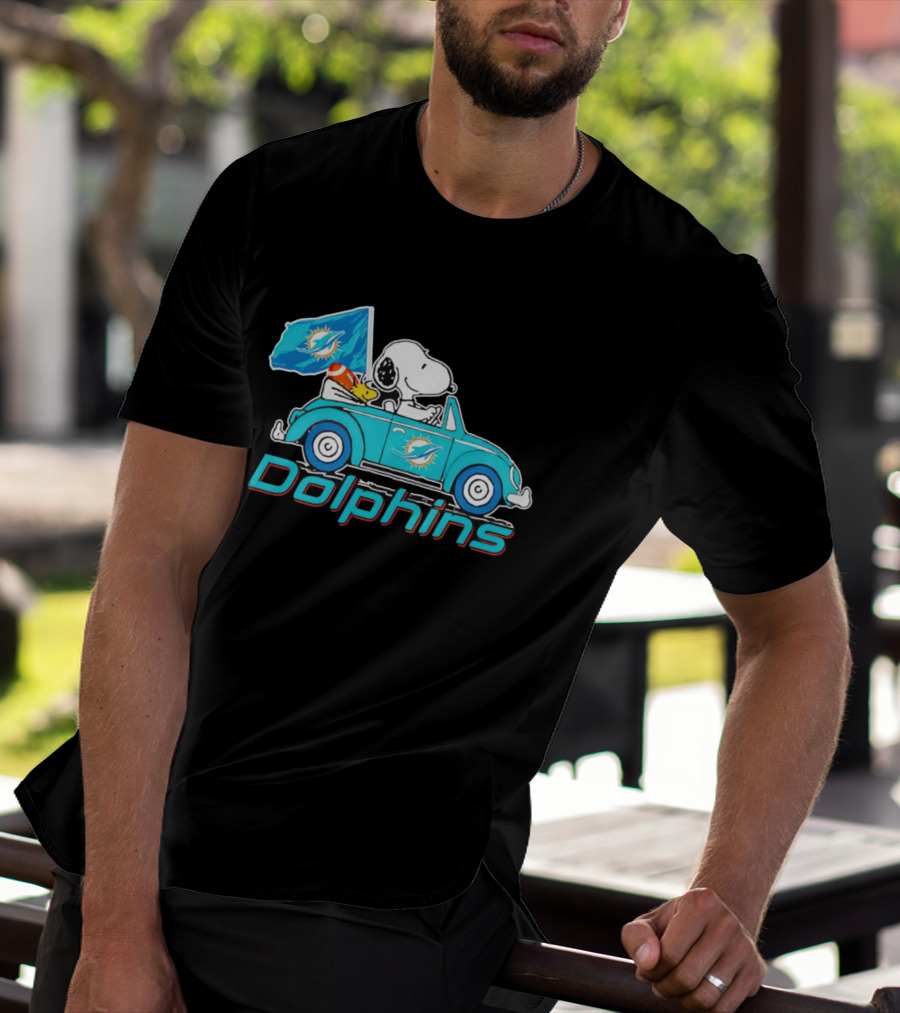 Snoopy And Woodstock Driving Car Miami Dolphins Flag T-Shirt