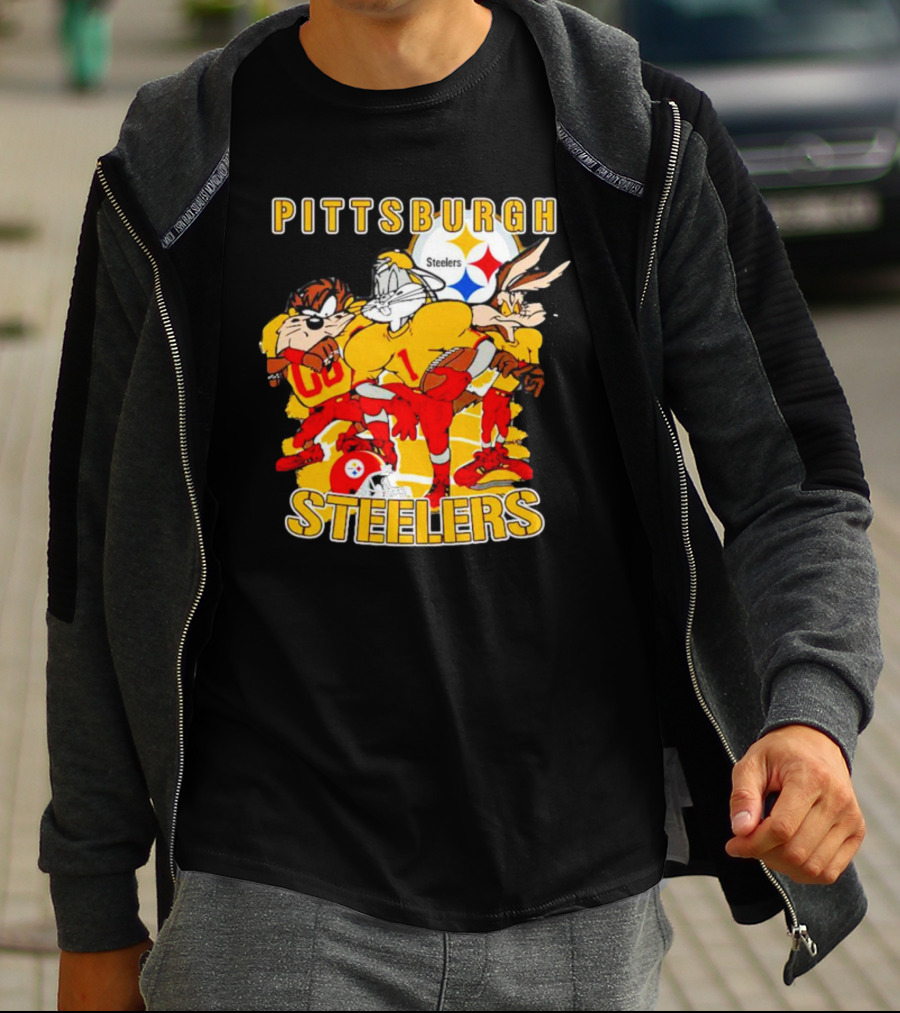 Pittsburgh Steelers Looney Tunes Bugs Taz Daffy Football Team T-Shirt