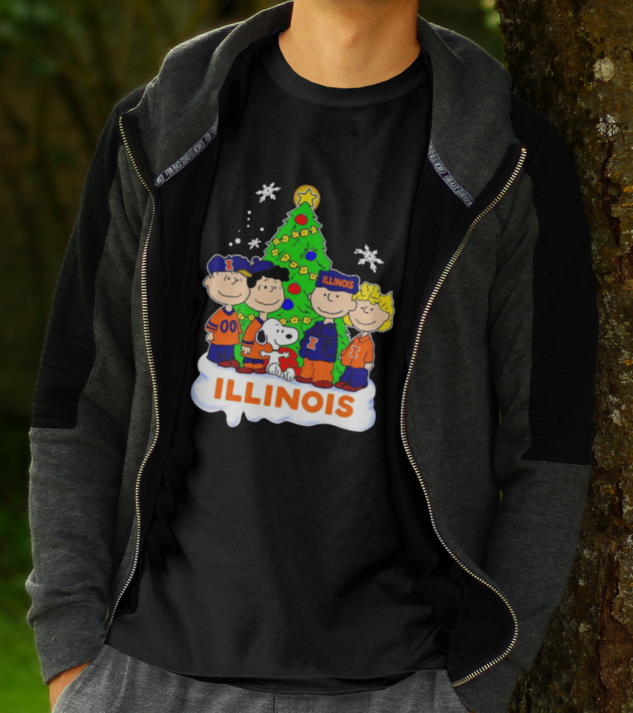 Peanuts Characters Illinois Christmas Tree With Snoopy And Festive Decorations T-Shirt