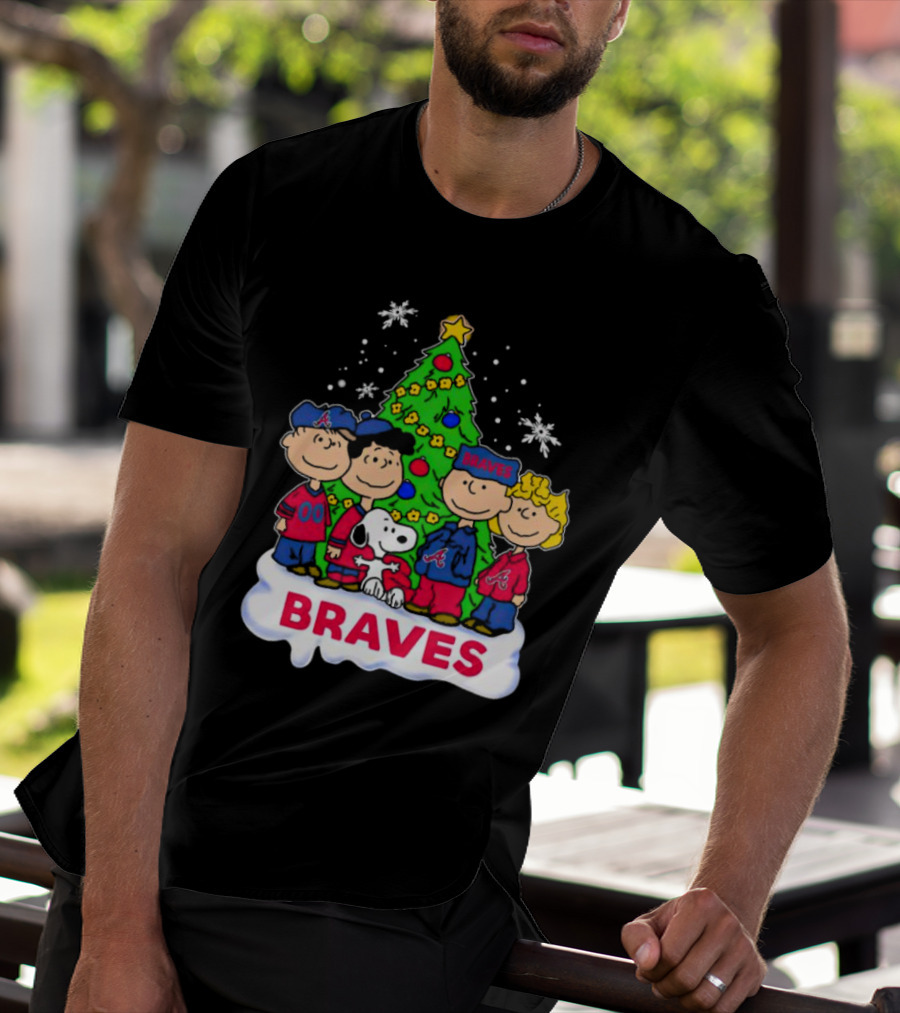 Peanuts Characters Atlanta Braves Christmas Tree Snowflakes T-Shirt