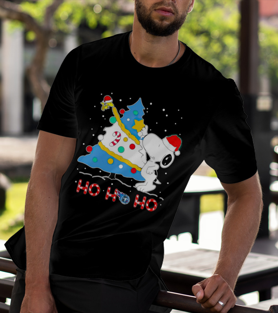 Snoopy And Woodstock Decorating Christmas Tree Tennessee Titans Ho Ho Ho T-Shirt