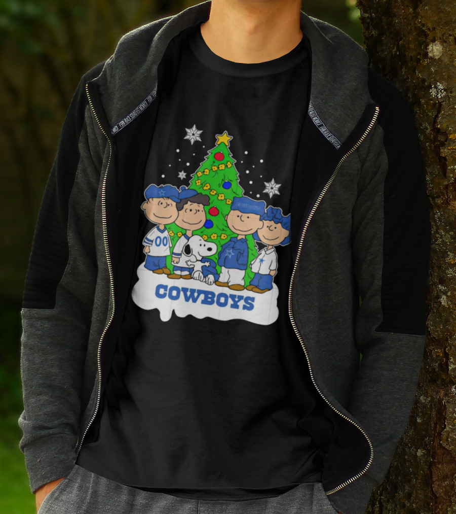 Peanuts Characters Dallas Cowboys Christmas Tree Cowboys T-Shirt