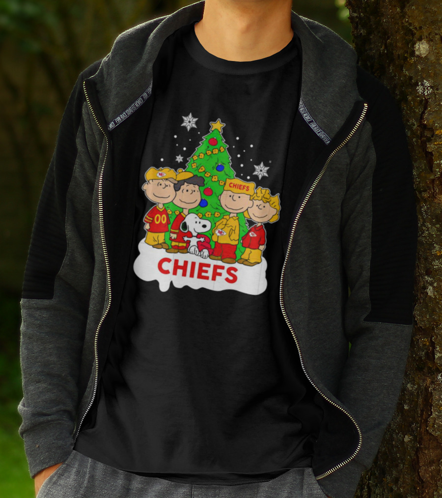 Peanuts Characters Chiefs Christmas Tree T-Shirt