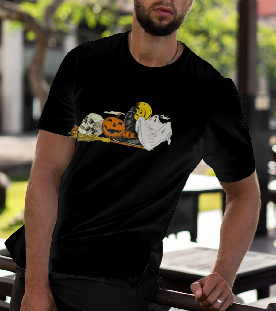 SpooKY Halloween Vintage Skull Pumpkin Ghost Witch Hat Moon Scene T-Shirt