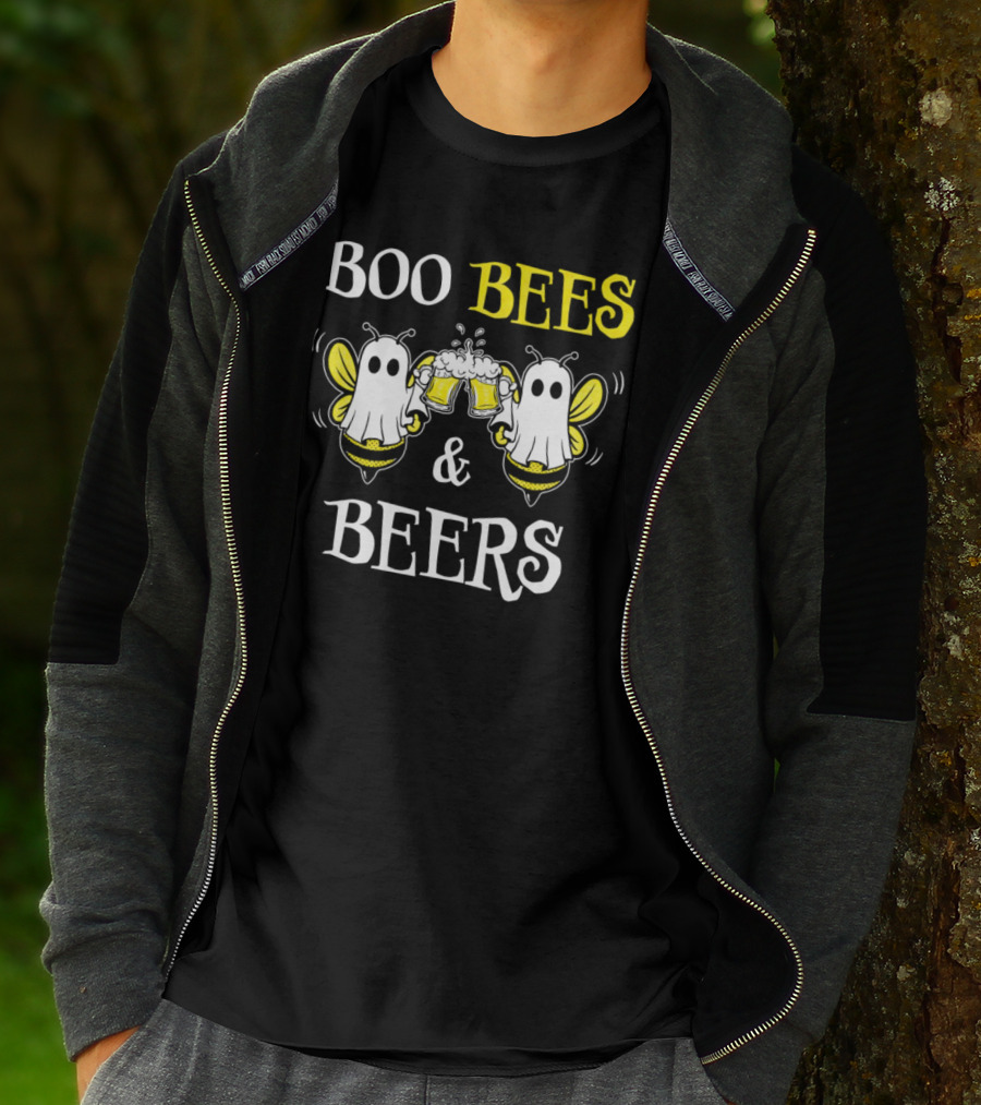 BOO BEES And BEERS Ghost Bees Toasting With Beer Mugs T-Shirt