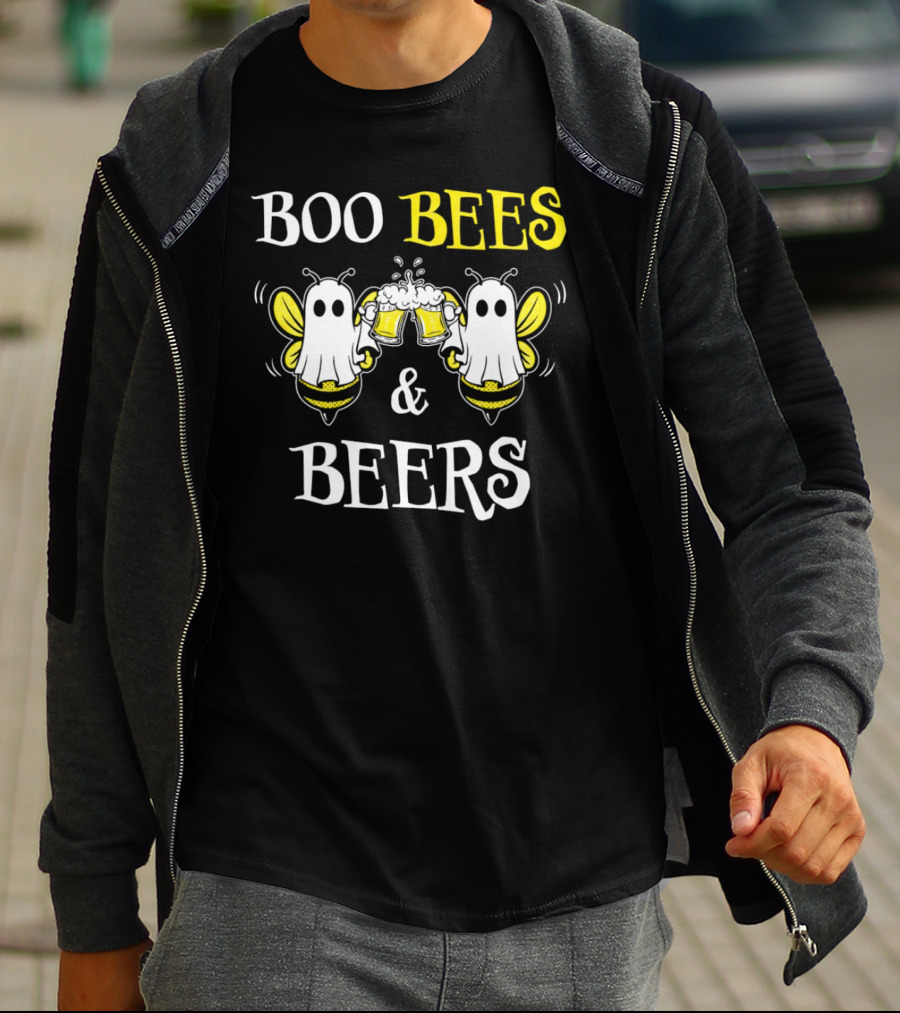 BOO BEES And BEERS Ghost Bees Toasting With Beer Mugs T-Shirt