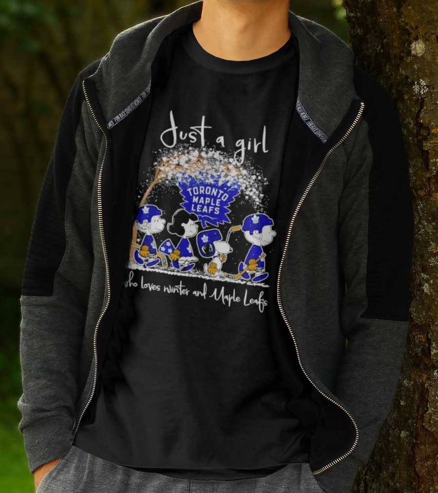 Just A Girl Who Loves Winter And Toronto Maple Leafs Peanuts T-Shirt