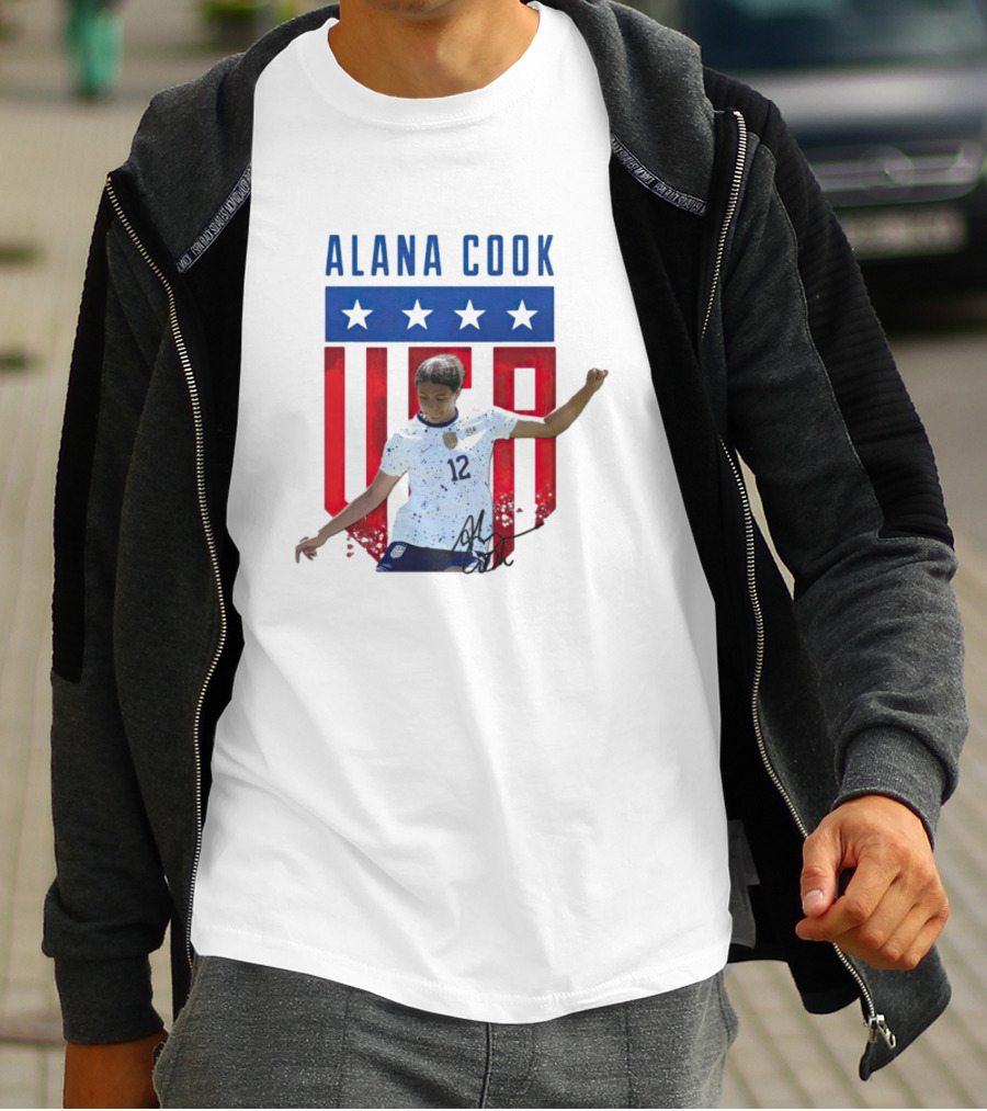 Alana Cook US Soccer Star #12 USA Shield And Signature T-Shirt
