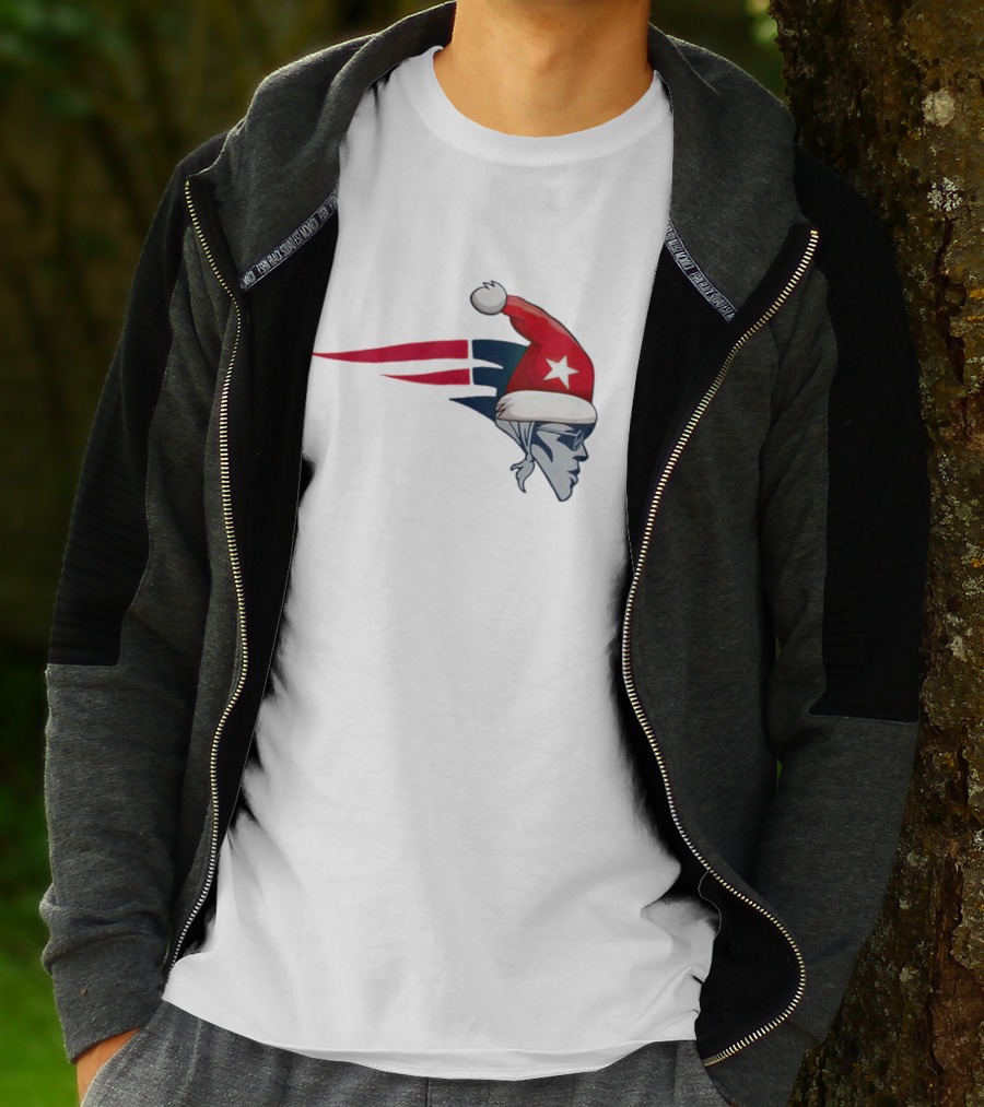 New England Patriots Christmas Santa Hat T-Shirt