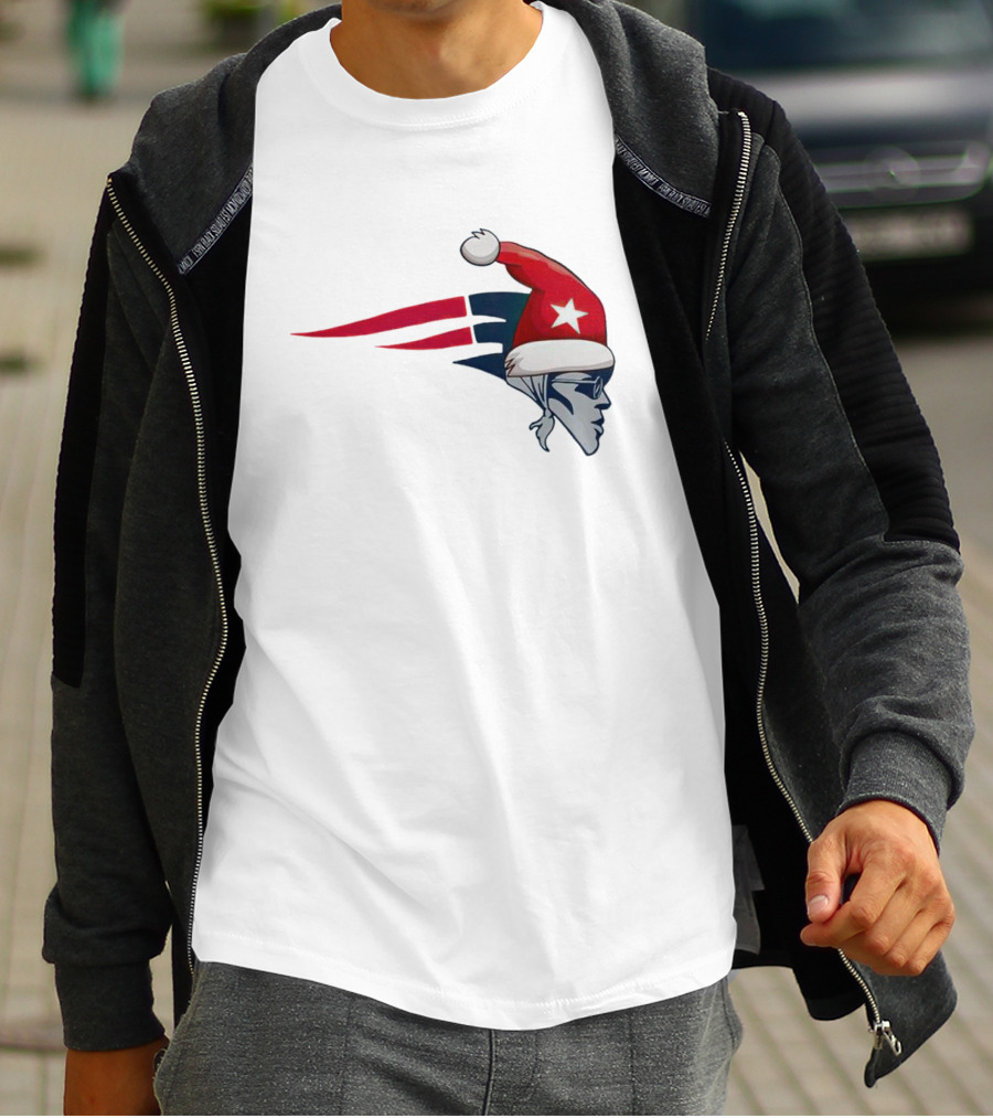 New England Patriots Christmas Santa Hat T-Shirt