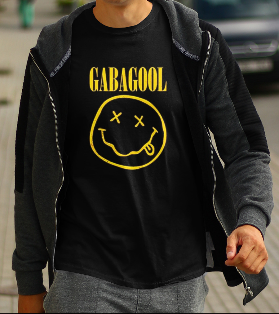 GABAGOOL Smiley Face With Tongue Out And X Eyes T-Shirt
