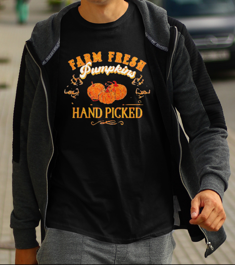 Farm Fresh Pumpkins Hand Picked Halloween Harvest T-Shirt