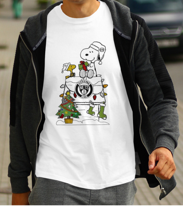 Snoopy Woodstock Christmas Igloo Brooklyn Nets Holiday Scene T-Shirt
