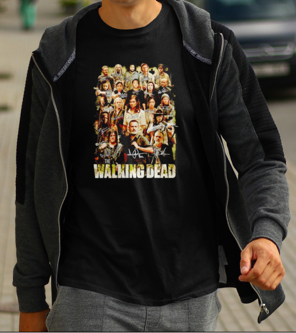 The Walking Dead Cast Image With Character Signatures T-Shirt