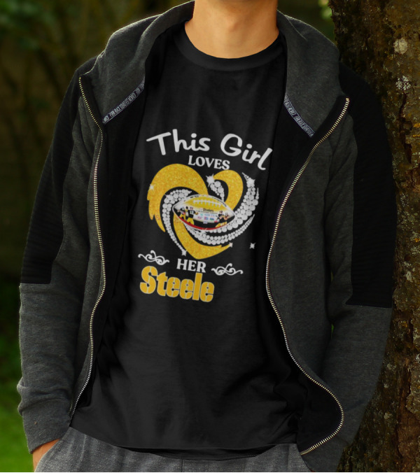 This Girl Loves Her Steelers Heart Football Fan Love T-Shirt