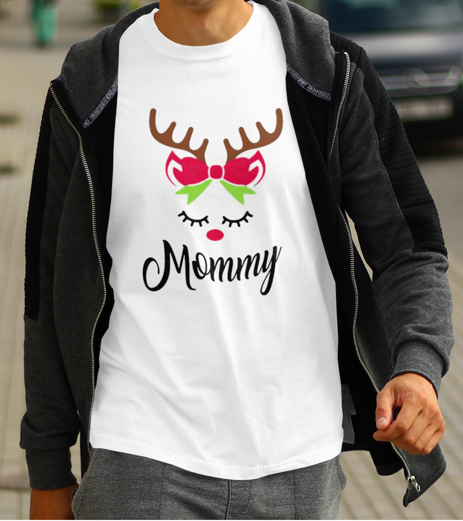 Mommy Reindeer Antlers Christmas Bow T-Shirt