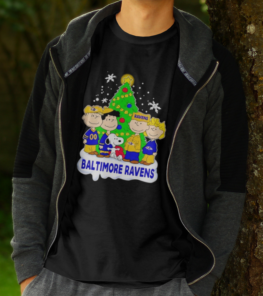 Baltimore Ravens Christmas Tree With Peanuts Characters T-Shirt