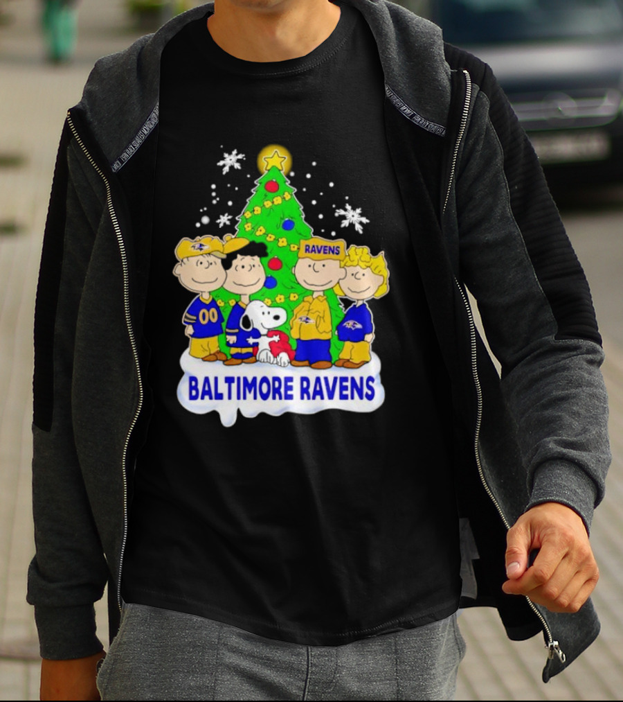 Baltimore Ravens Christmas Tree With Peanuts Characters T-Shirt