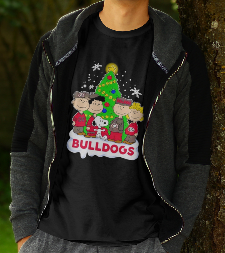 Peanuts Characters Georgia Bulldogs Christmas Tree Bulldogs T-Shirt