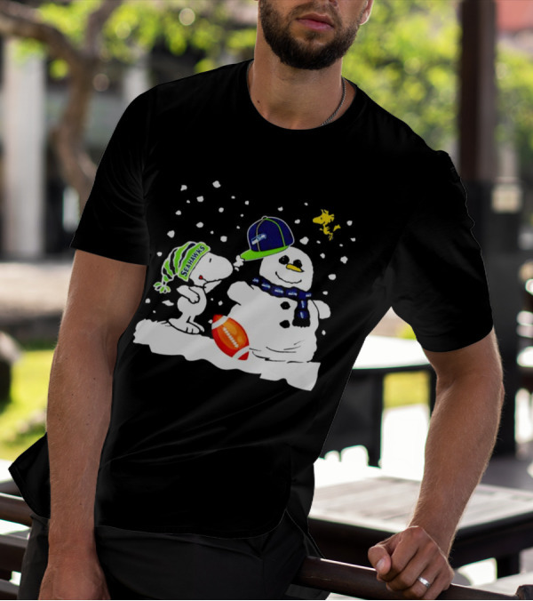 Seattle Seahawks Snoopy Snowman Hat Winter Football Scene T-Shirt