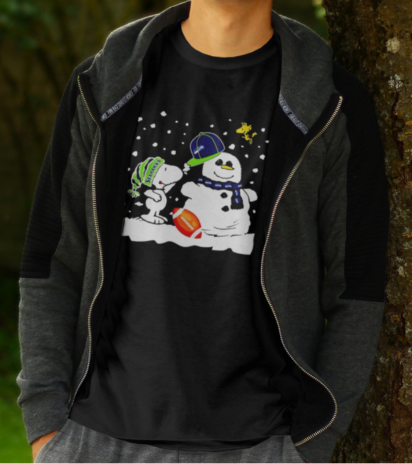 Seattle Seahawks Snoopy Snowman Hat Winter Football Scene T-Shirt