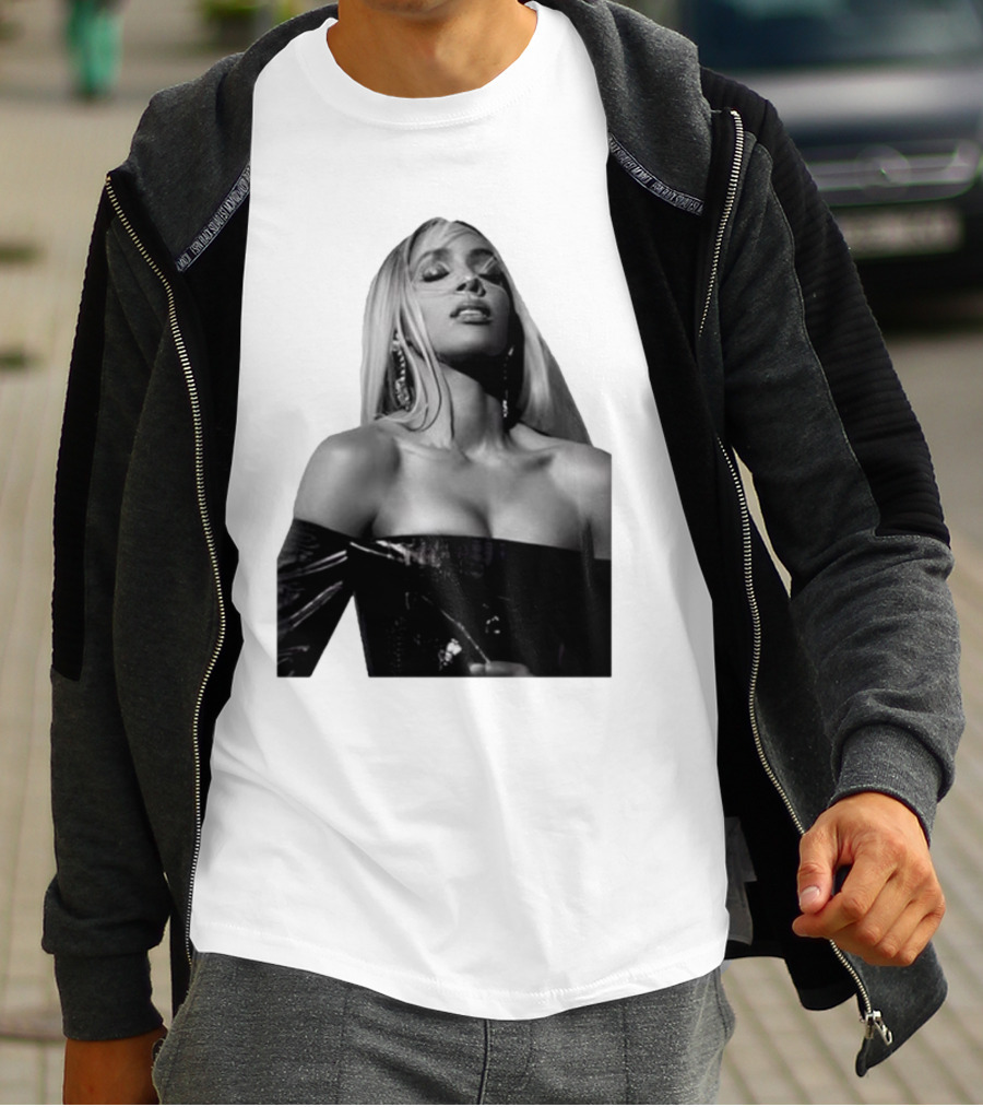 Kelly Rowland Krew Iconic Black And White Fashion Pose T-Shirt