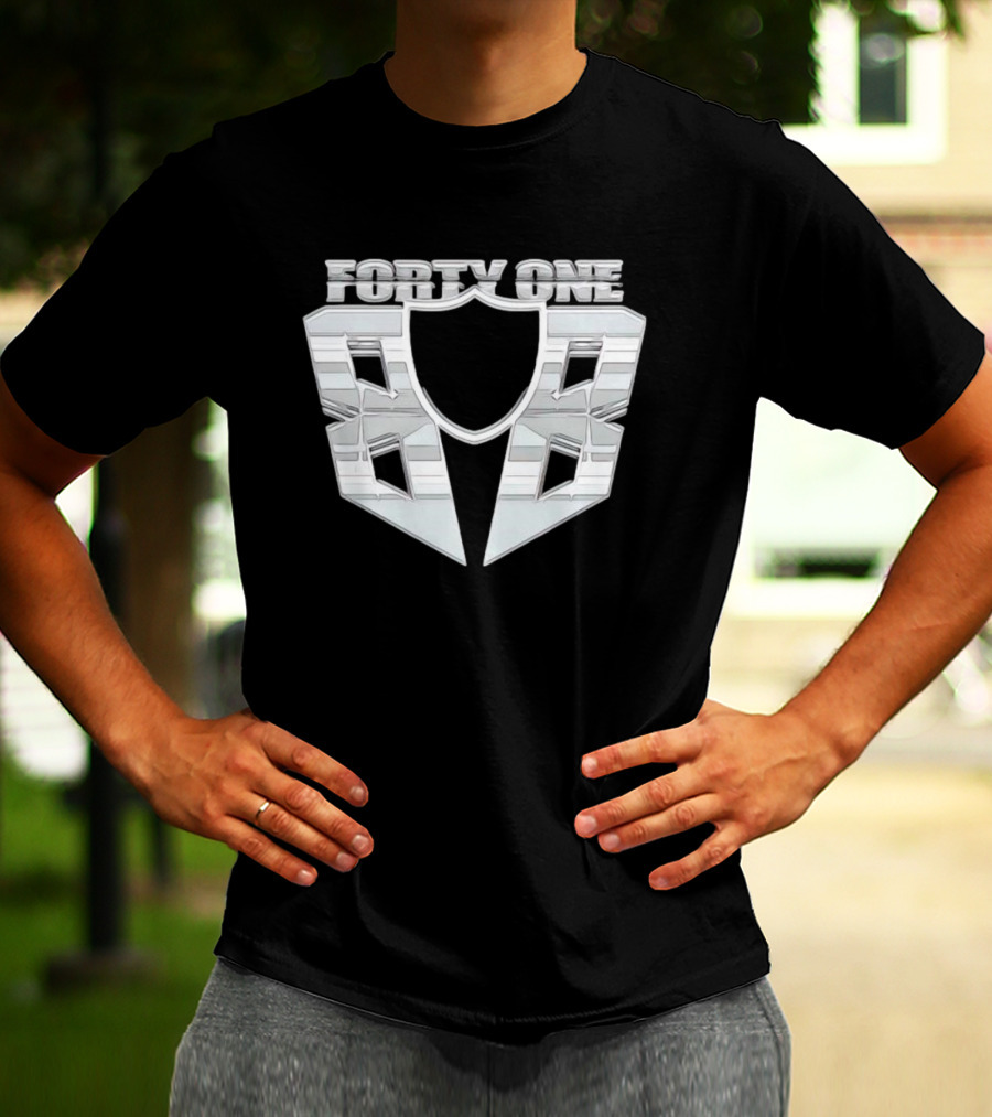 FORTY ONE BOB Silver Shield Style Raider Aesthetic T-Shirt