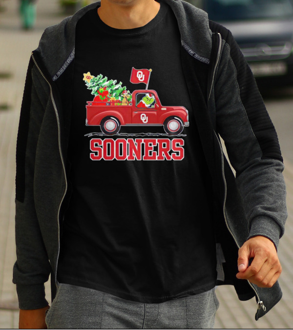 Grinch Driving Red Truck With Christmas Tree Oklahoma Sooners T-Shirt