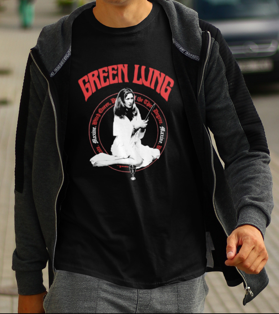 Green Lung Maxine Witch Queen Black Magic Ritual Iconic T-Shirt