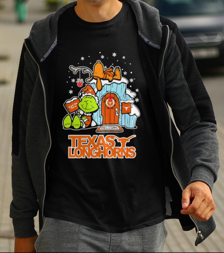 Peanuts Texas Longhorns Grinch Snoopy Merry Xmas Welcome T-Shirt