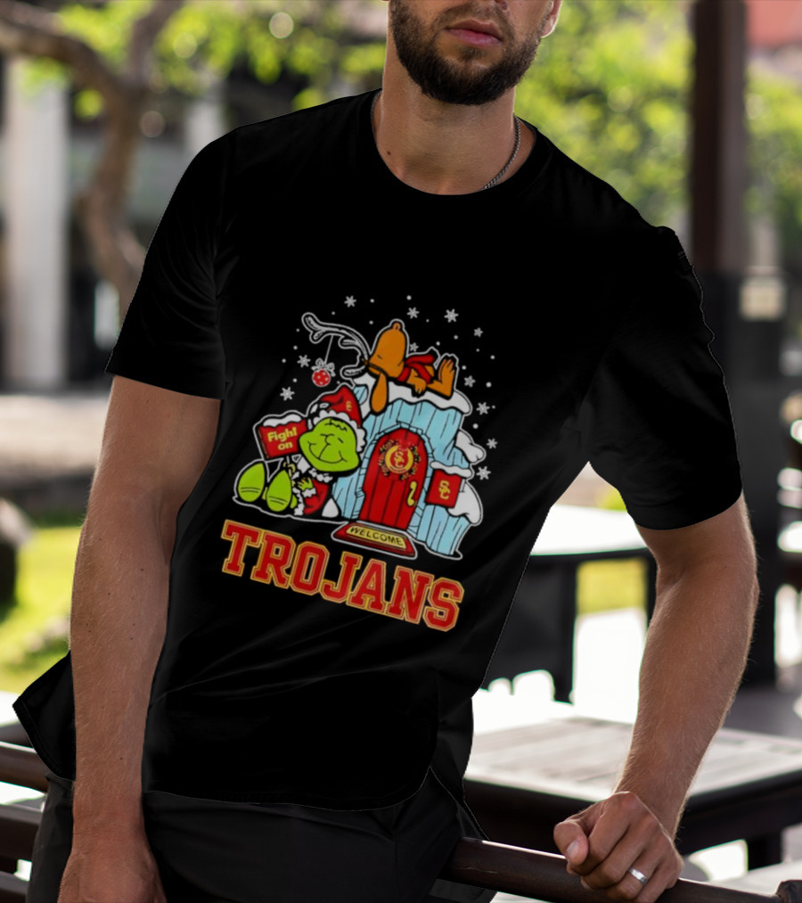 Peanuts USC Trojans Grinch Snoopy Christmas Fight On Welcome T-Shirt