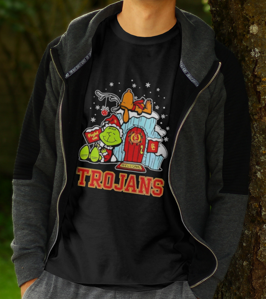 Peanuts USC Trojans Grinch Snoopy Christmas Fight On Welcome T-Shirt
