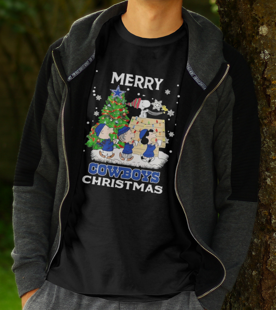Merry Cowboys Christmas Peanuts Characters Dallas T-Shirt