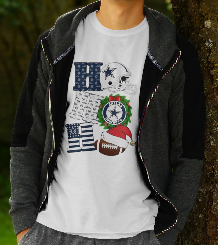 Dallas Cowboys Helmet Wreath Football Christmas Ho Ho Ho Merry Christmas T-Shirt