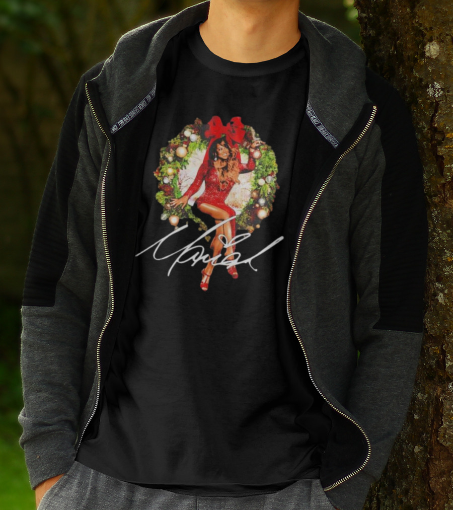 Mariah Carey Festive Holiday Wreath Bow Signature T-Shirt