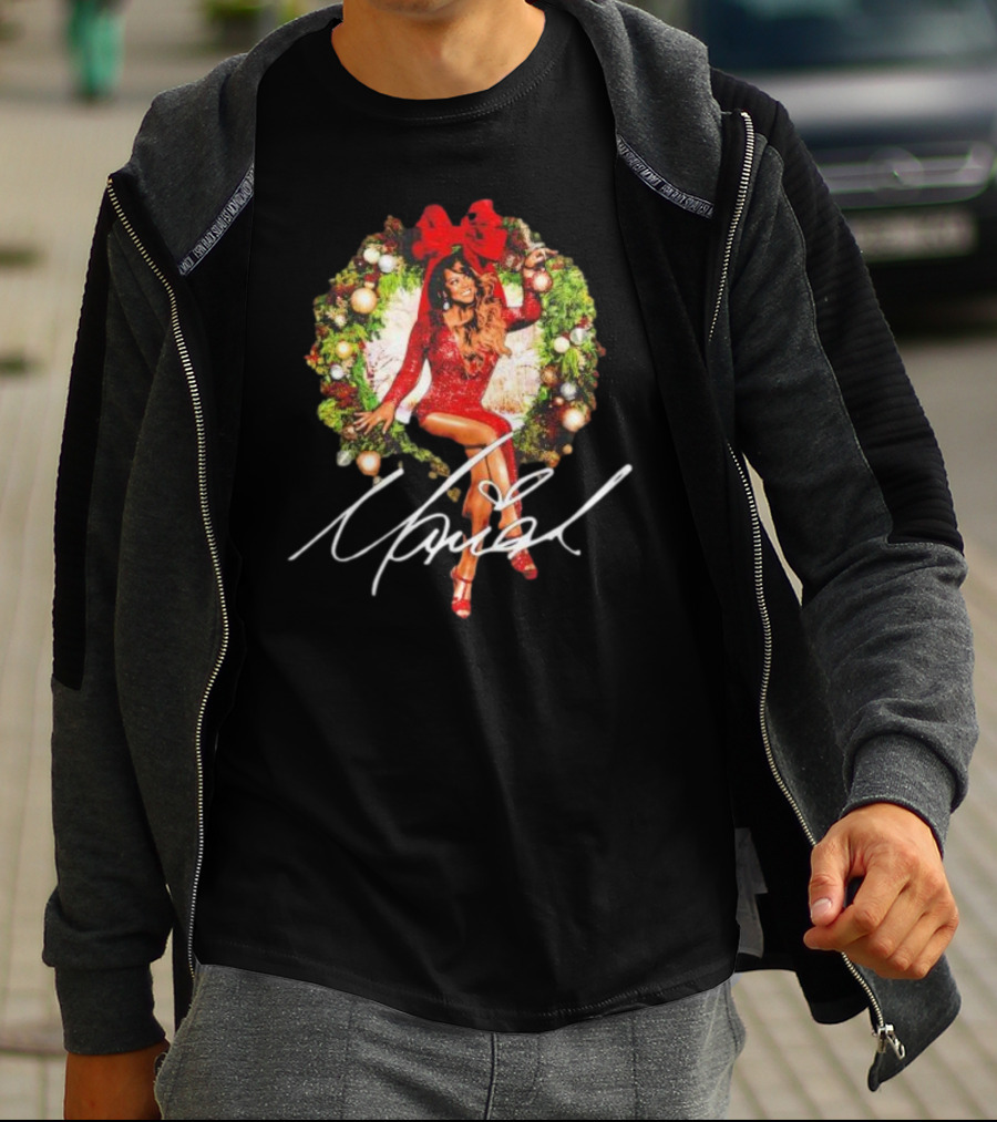 Mariah Carey Festive Holiday Wreath Bow Signature T-Shirt