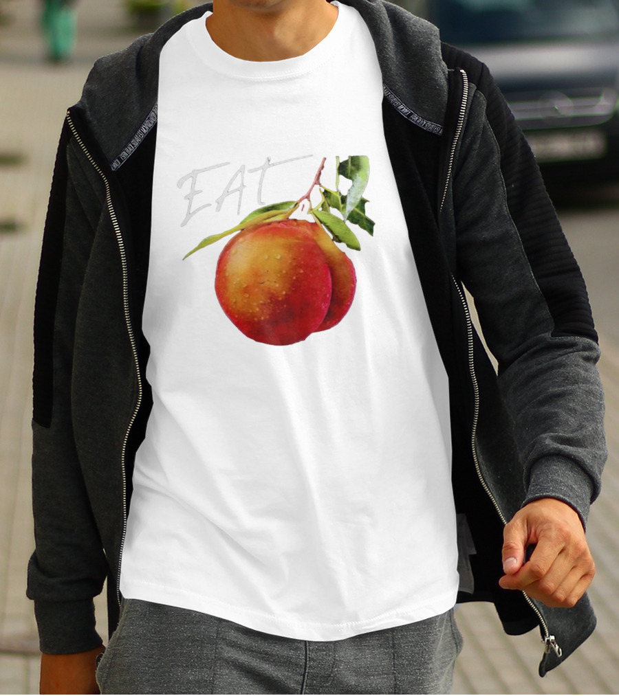 EAT Juicy Peaches With Dewy Leaves T-Shirt