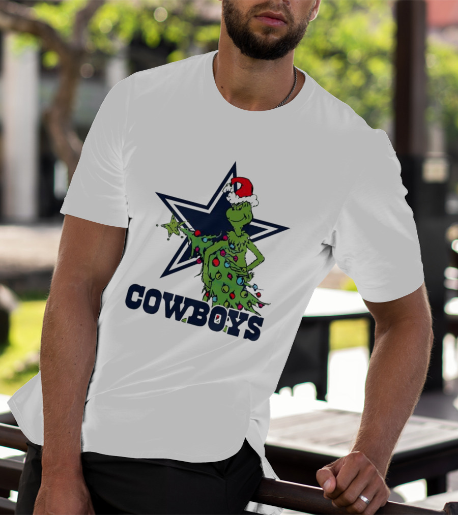 Dallas Cowboys Grinch In Santa Hat With Christmas Tree And Star T-Shirt