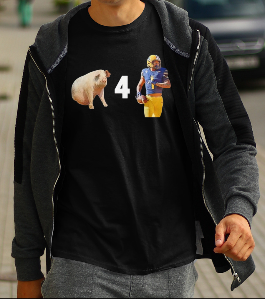 Hogs 4 Ott Heisman Football Player Pig Image T-Shirt