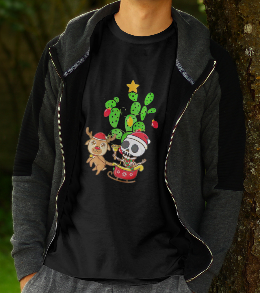Nopalito Calacas Feliz Navidad Cactus Skeleton Reindeer Christmas T-Shirt