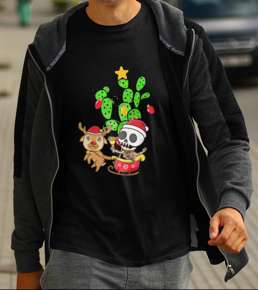 Nopalito Calacas Feliz Navidad Cactus Skeleton Reindeer Christmas T-Shirt