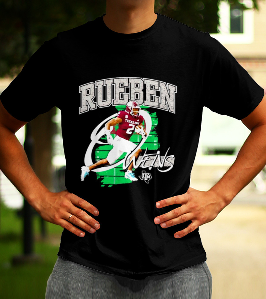 Rueben Owens Texas A&M Player Pose T-Shirt