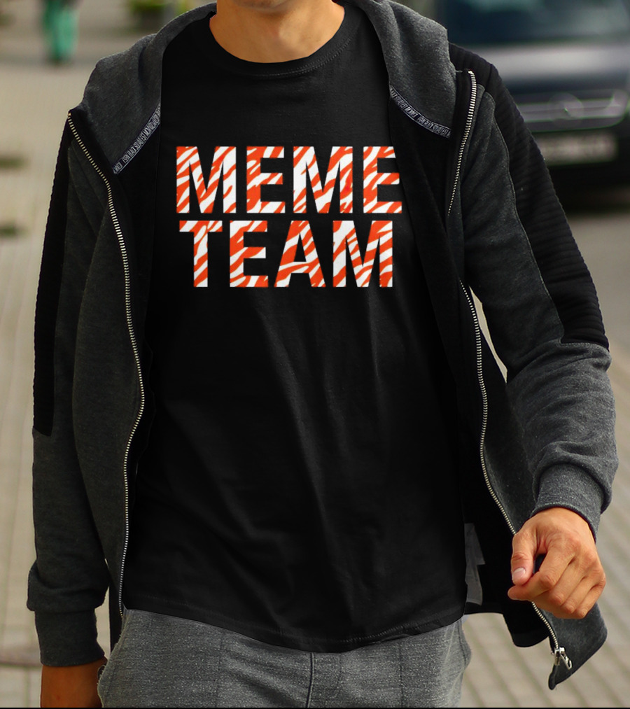 MEME TEAM Red And White Zebra Print T-Shirt