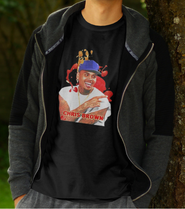 CHRIS BROWN Essential Red Splash Art Happy Pose T-Shirt