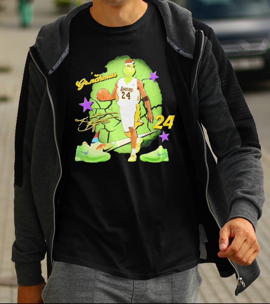 Lakers 24 Grinchmas Kobe Bryant Sneakers T-Shirt