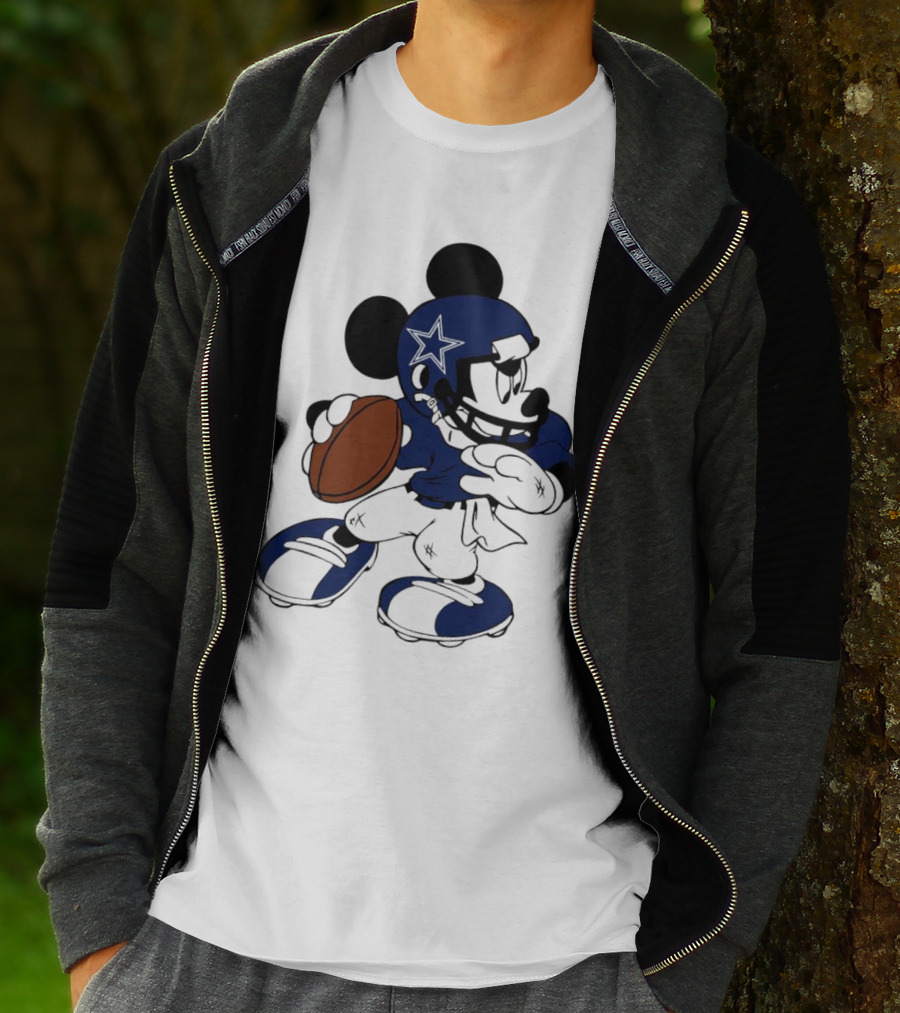 Mickey Mouse Dallas Cowboys Football Quarterback T-Shirt