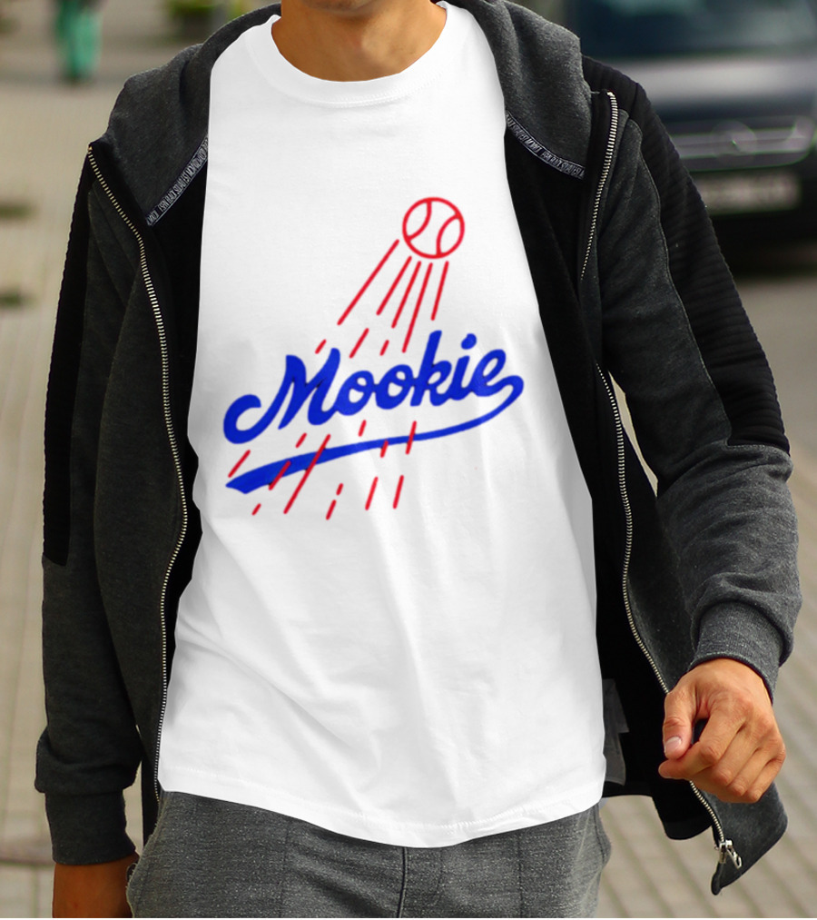 Mookie Signature Red Baseball Design Los Angeles Dodgers T-Shirt