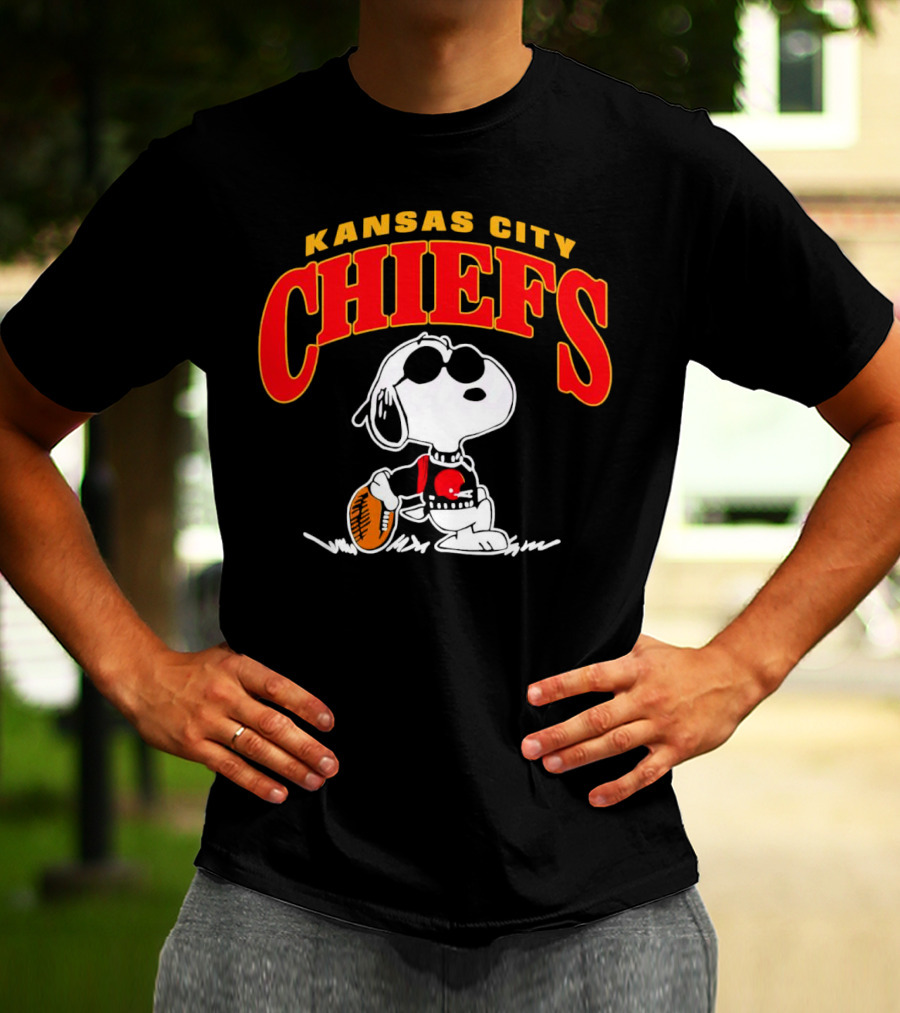 Snoopy Kansas City Chiefs Football T-Shirt
